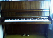 Продам пианино Украина 5 000 рублей 8-961-719-28-94