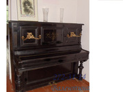 Продам пианино ХIХ век,  Offenbacher,  Германия,  чёрное с канделябрами